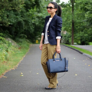 J. Crew Schoolboy Blazer in Navy Schoolboy Jacket Two Button Wool Stretch Size 0
